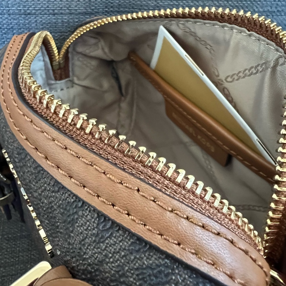 NWT MICHAEL KORS BEDFORD LEGACY EXTRA SMALL DUFFLE CROSSBODY MINI SATCHEL - Picture 9 of 11